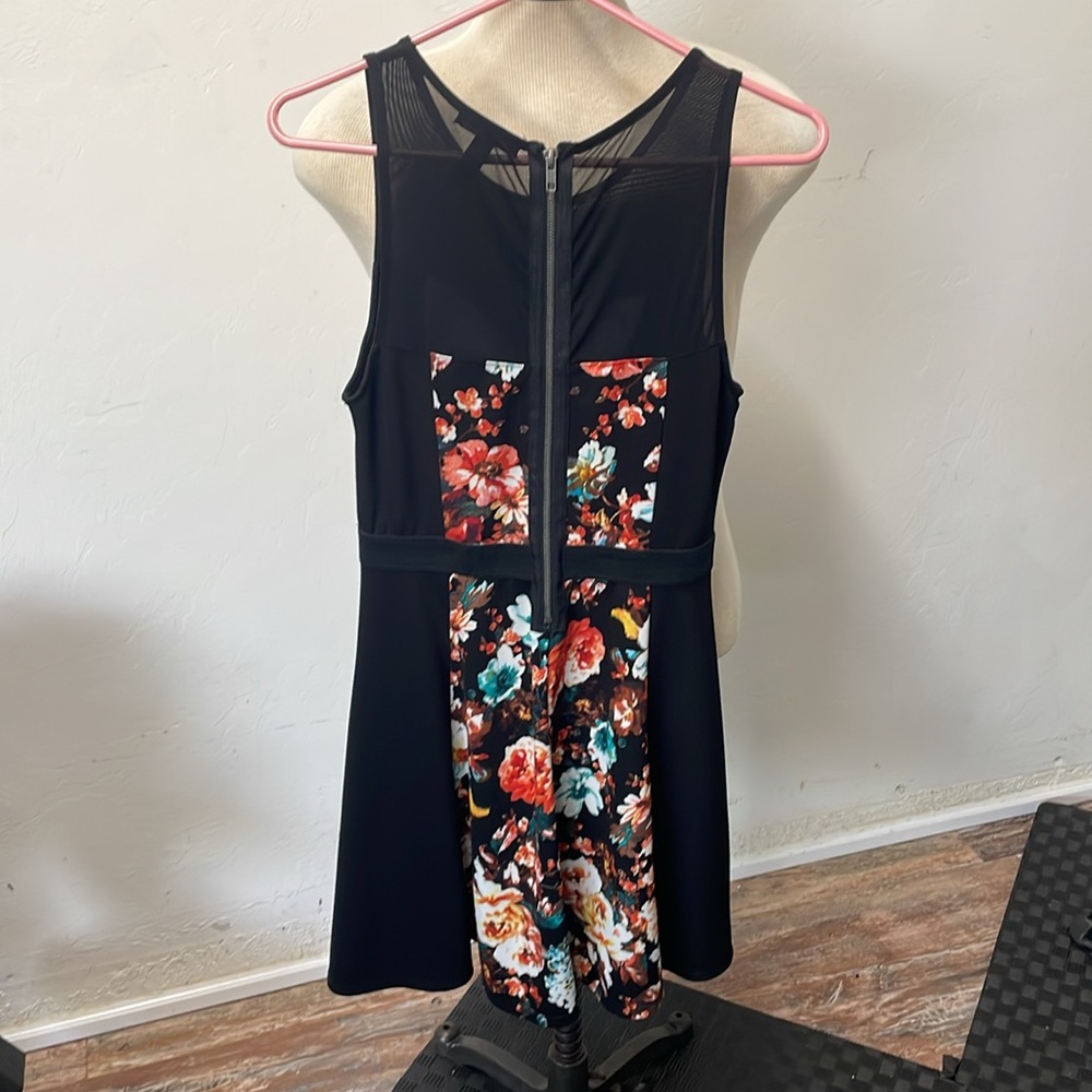 Material Girl floral black dress with mesh in front and back. Flares out - Picture 3 of 8